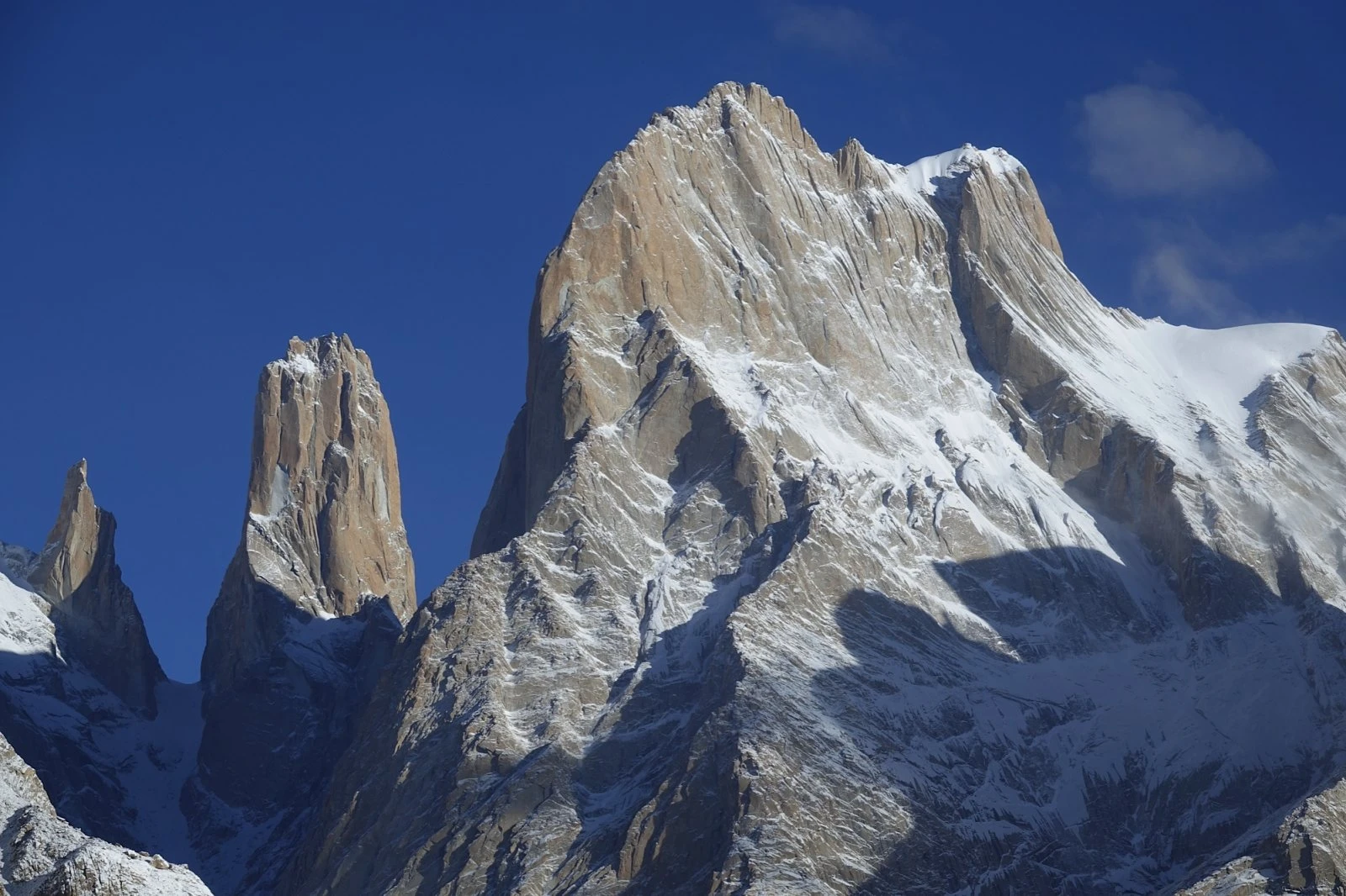 Лише ангели мають крила (K2 2021)